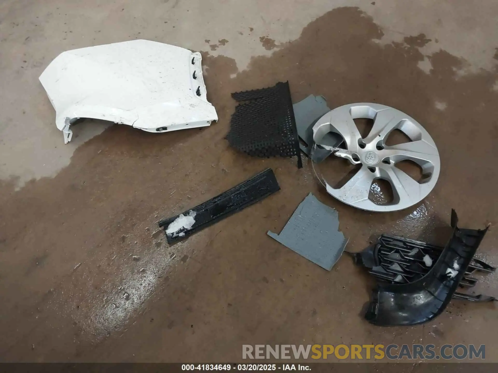 12 Photograph of a damaged car 2T3F1RFV4PC325336 TOYOTA RAV4 2023