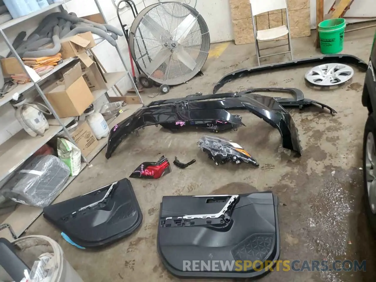 12 Photograph of a damaged car 2T3F1RFV4PW386877 TOYOTA RAV4 2023
