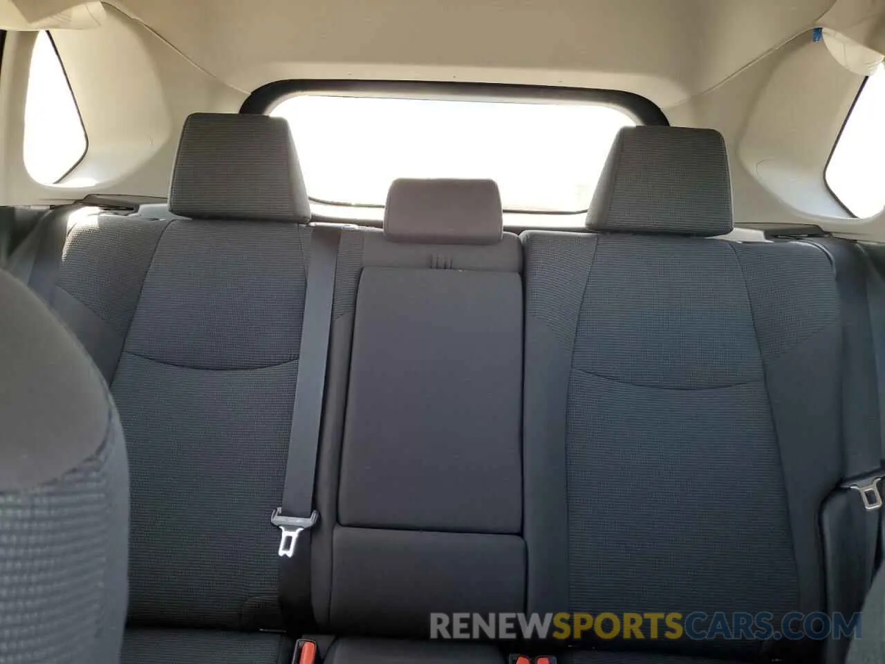 10 Photograph of a damaged car 2T3F1RFV5PC345188 TOYOTA RAV4 2023