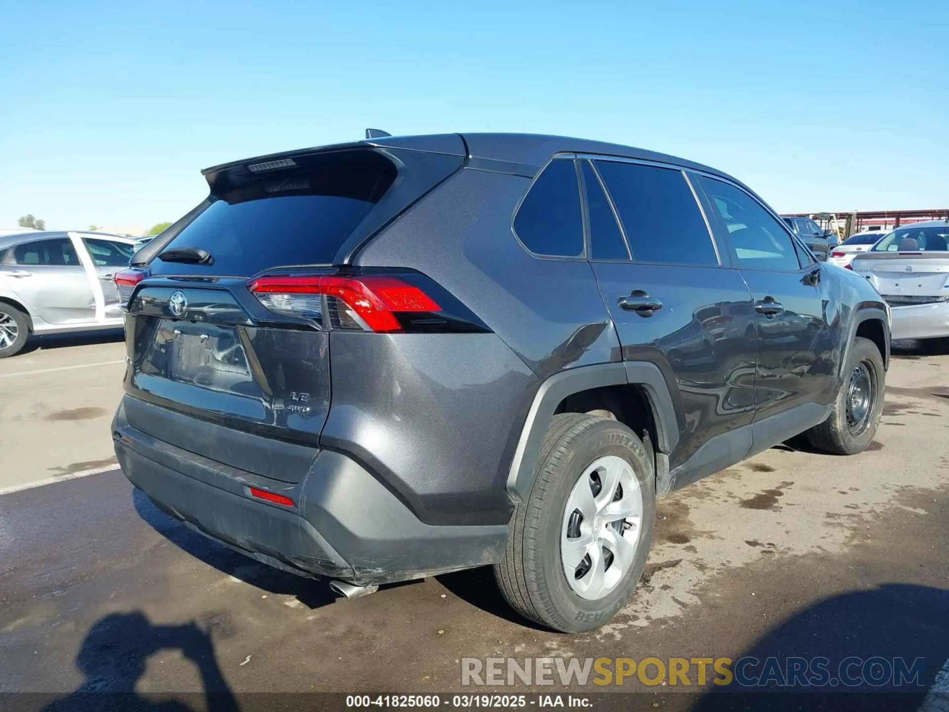 4 Photograph of a damaged car 2T3F1RFV5PC348351 TOYOTA RAV4 2023