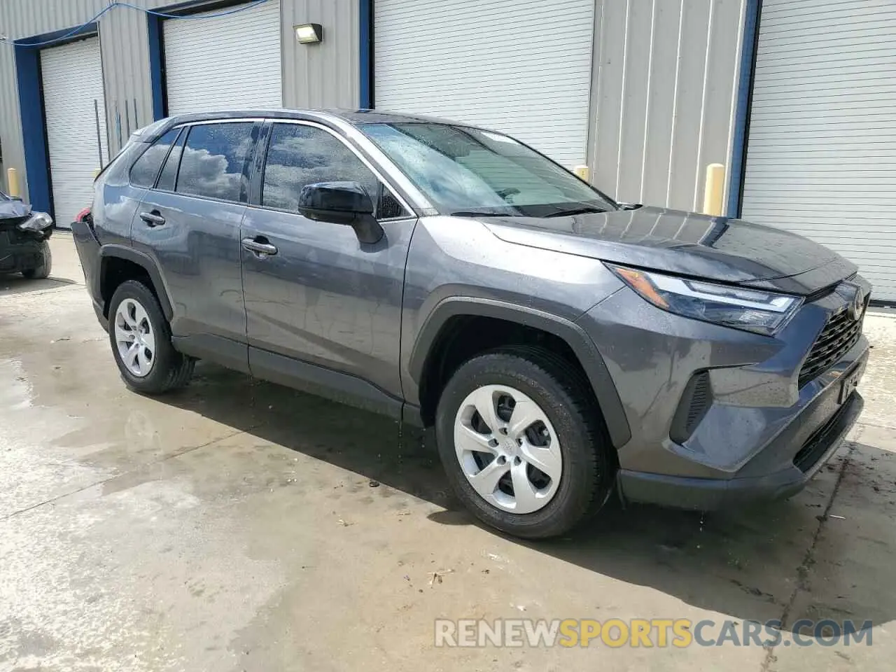 4 Photograph of a damaged car 2T3F1RFV5PC361679 TOYOTA RAV4 2023