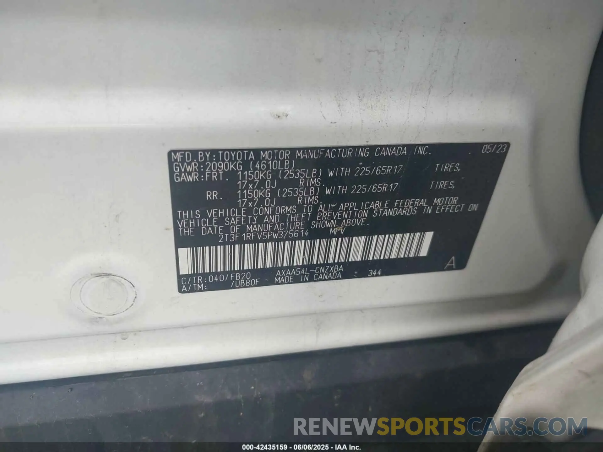 9 Photograph of a damaged car 2T3F1RFV5PW375614 TOYOTA RAV4 2023