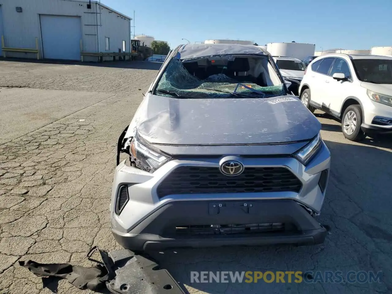 5 Photograph of a damaged car 2T3F1RFV6PW407602 TOYOTA RAV4 2023