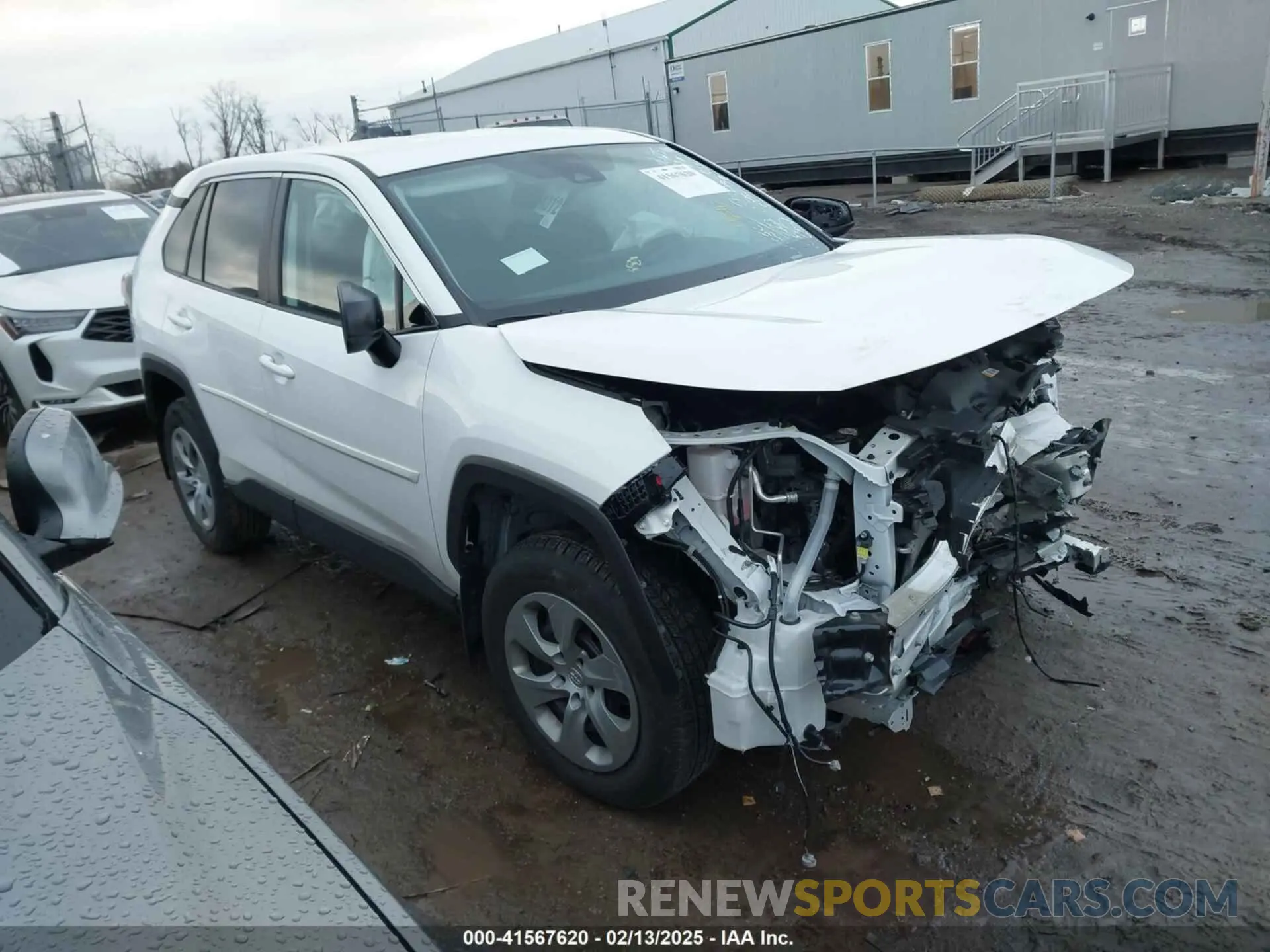 1 Photograph of a damaged car 2T3F1RFV7PC378015 TOYOTA RAV4 2023