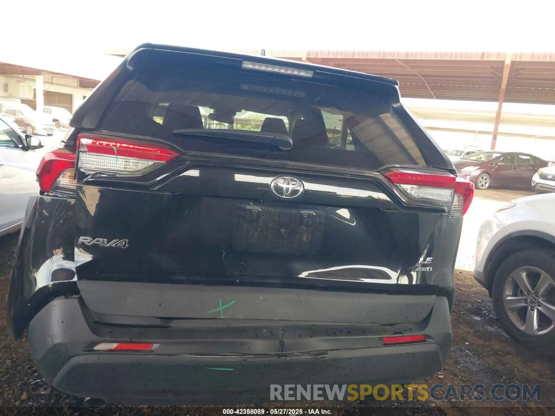 17 Photograph of a damaged car 2T3F1RFV8PC357402 TOYOTA RAV4 2023