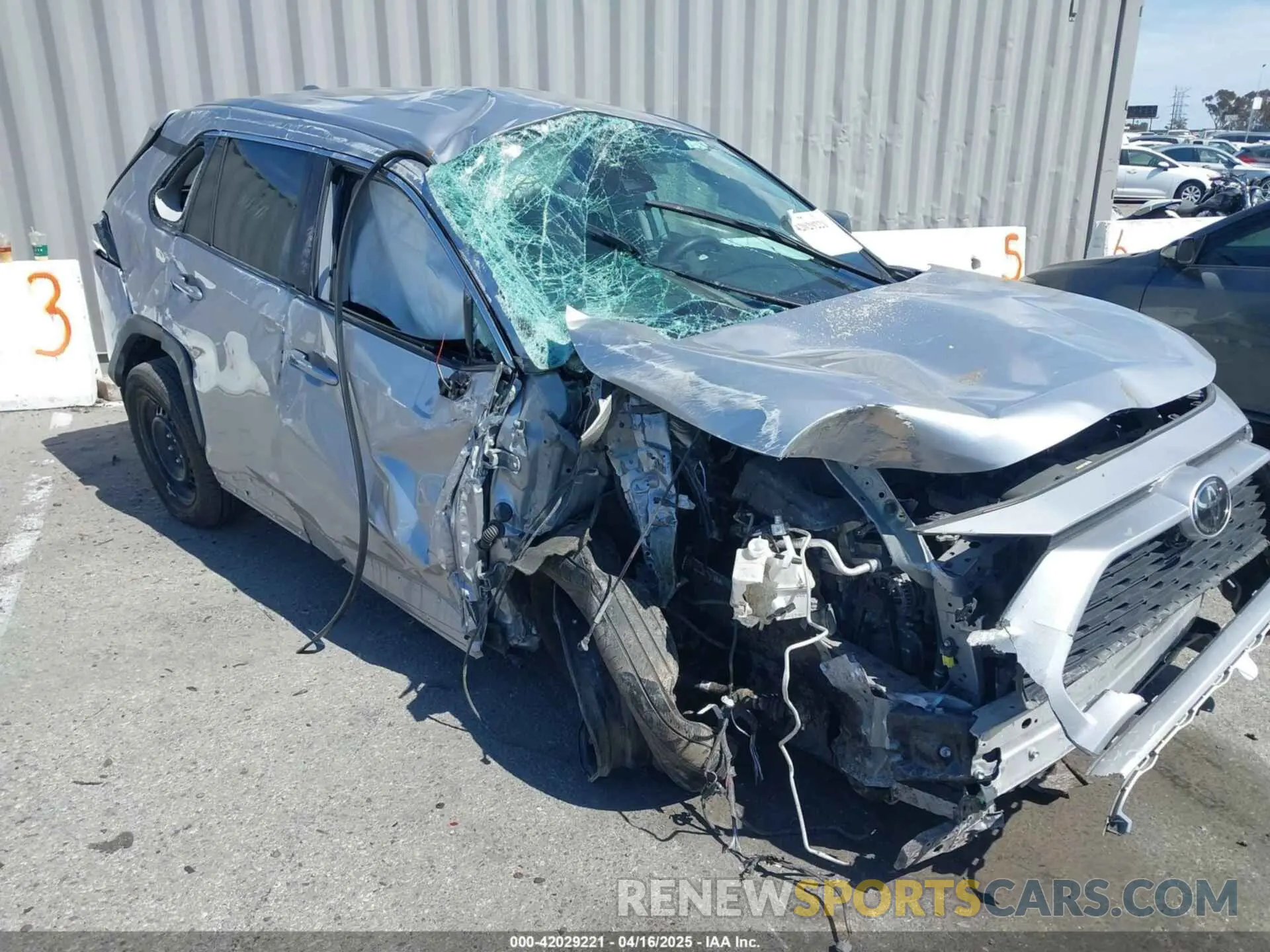 1 Photograph of a damaged car 2T3F1RFV8PC377259 TOYOTA RAV4 2023