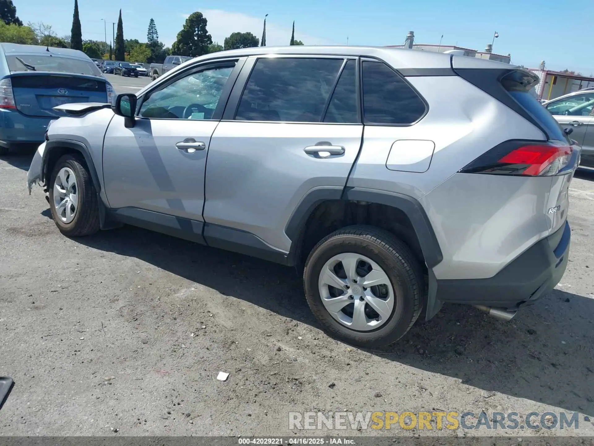 3 Photograph of a damaged car 2T3F1RFV8PC377259 TOYOTA RAV4 2023