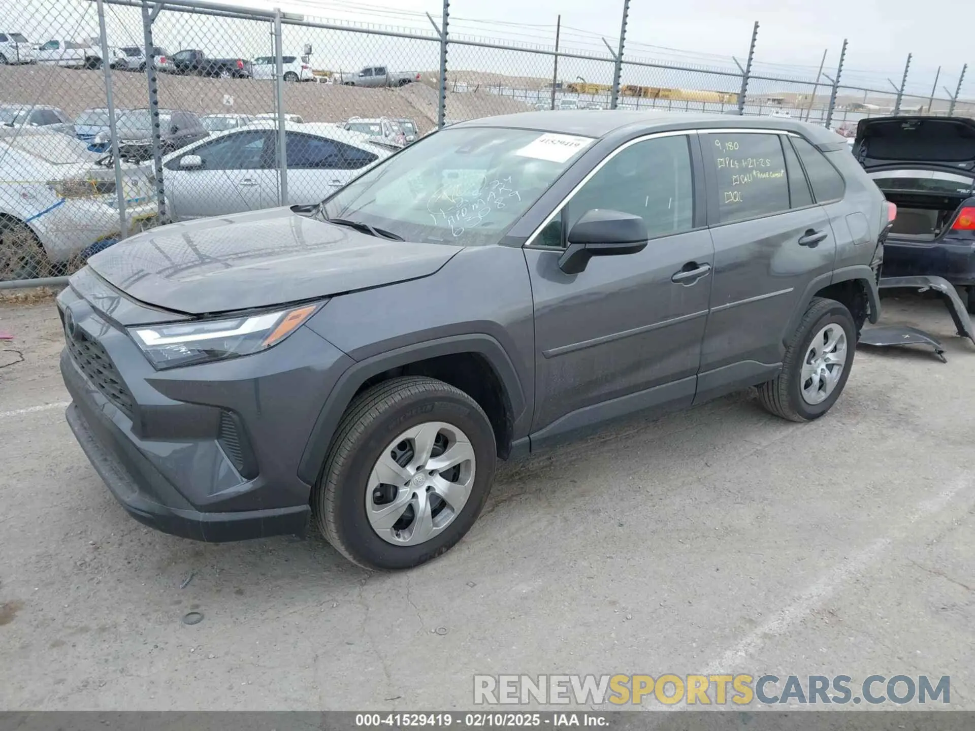2 Photograph of a damaged car 2T3F1RFV8PW381021 TOYOTA RAV4 2023