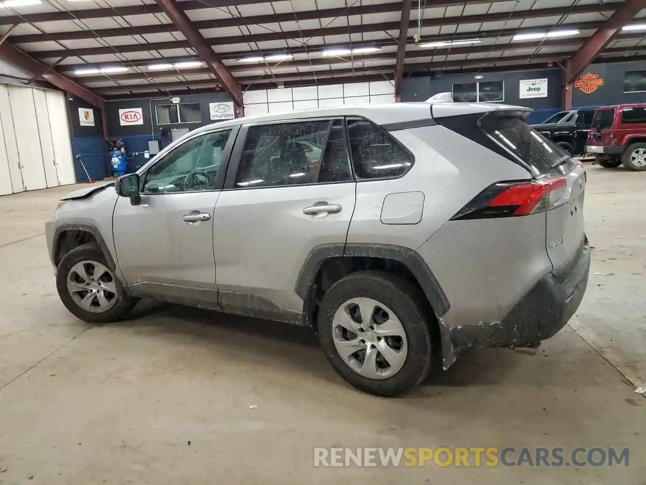 2 Photograph of a damaged car 2T3F1RFV8PW385912 TOYOTA RAV4 2023