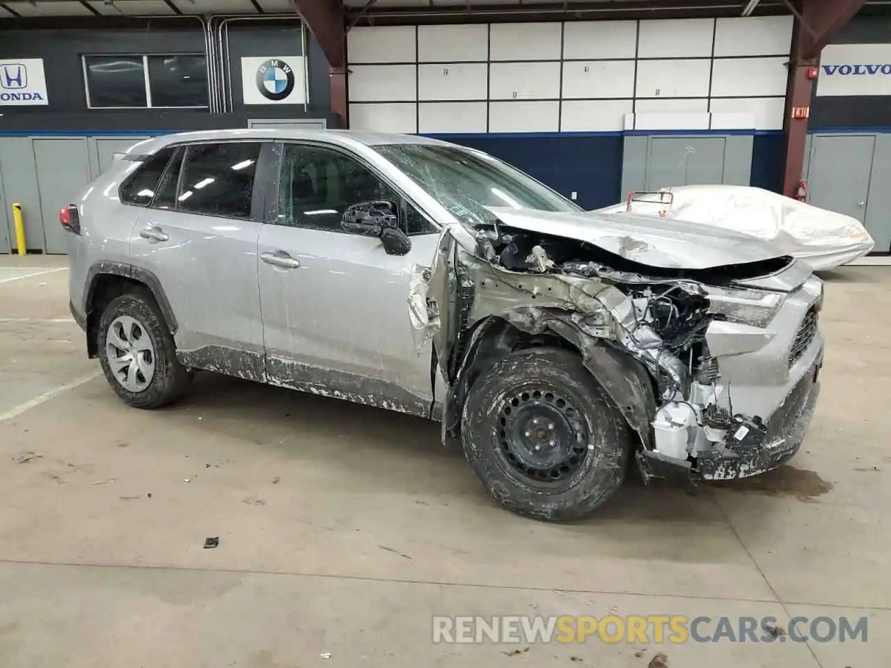 4 Photograph of a damaged car 2T3F1RFV8PW385912 TOYOTA RAV4 2023