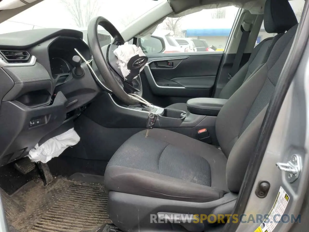 7 Photograph of a damaged car 2T3F1RFV8PW389748 TOYOTA RAV4 2023