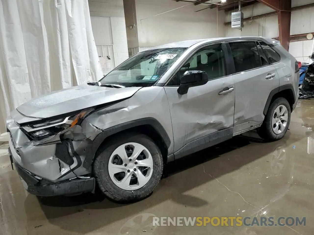 1 Photograph of a damaged car 2T3F1RFV9PW338467 TOYOTA RAV4 2023