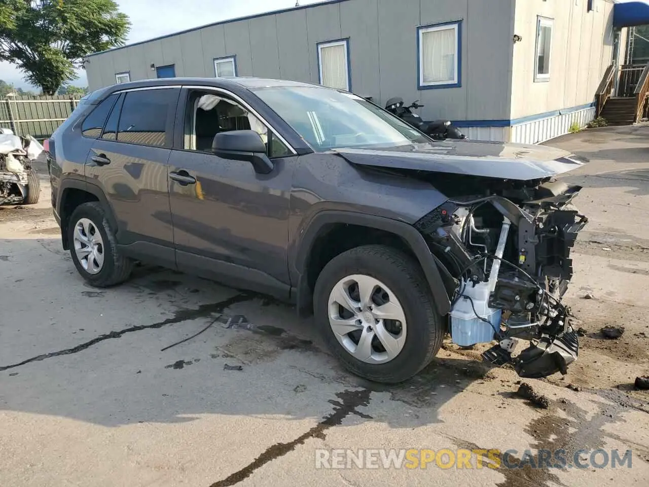 4 Photograph of a damaged car 2T3F1RFV9PW355110 TOYOTA RAV4 2023
