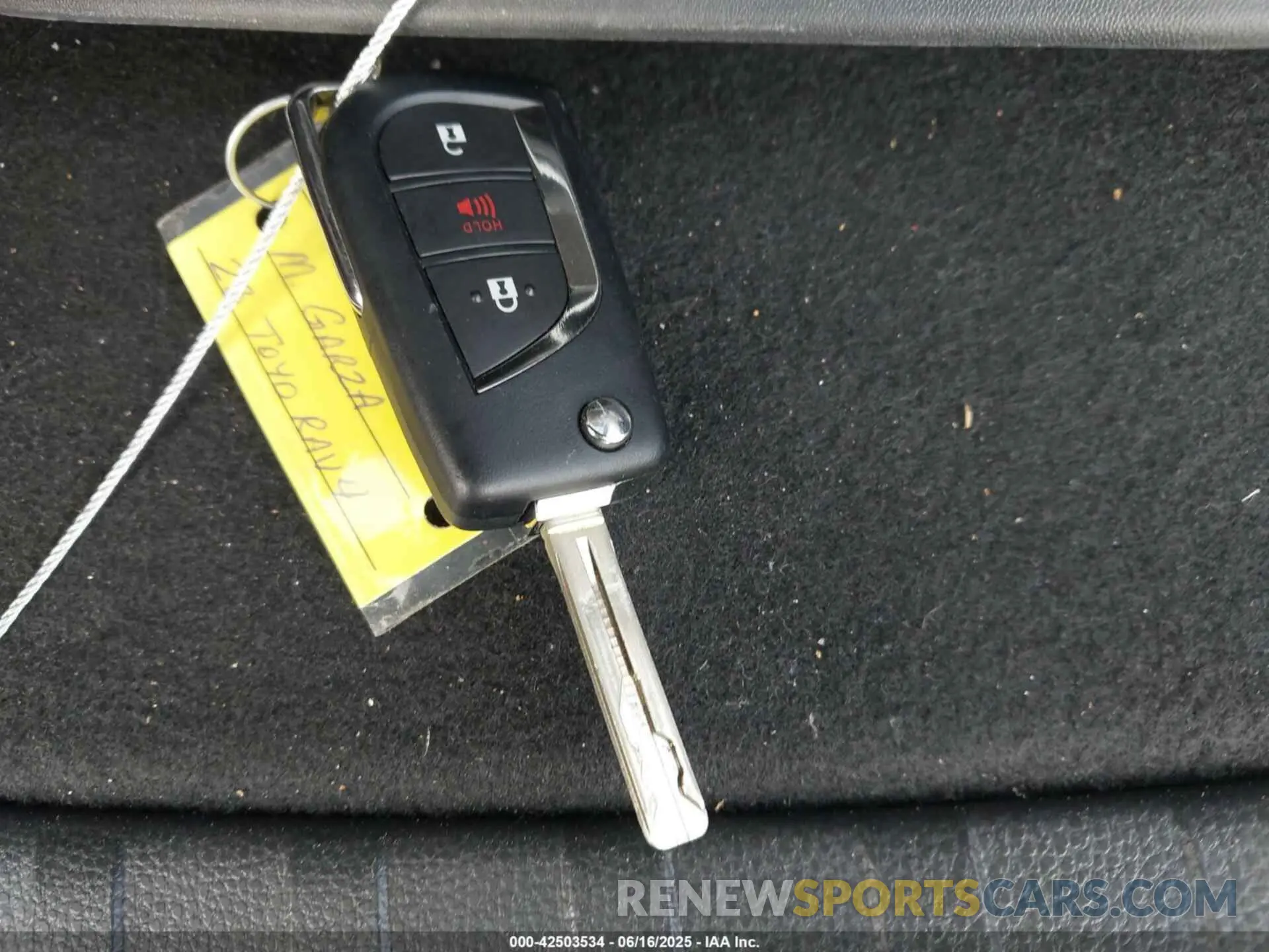 11 Photograph of a damaged car 2T3F1RFVXPC345266 TOYOTA RAV4 2023