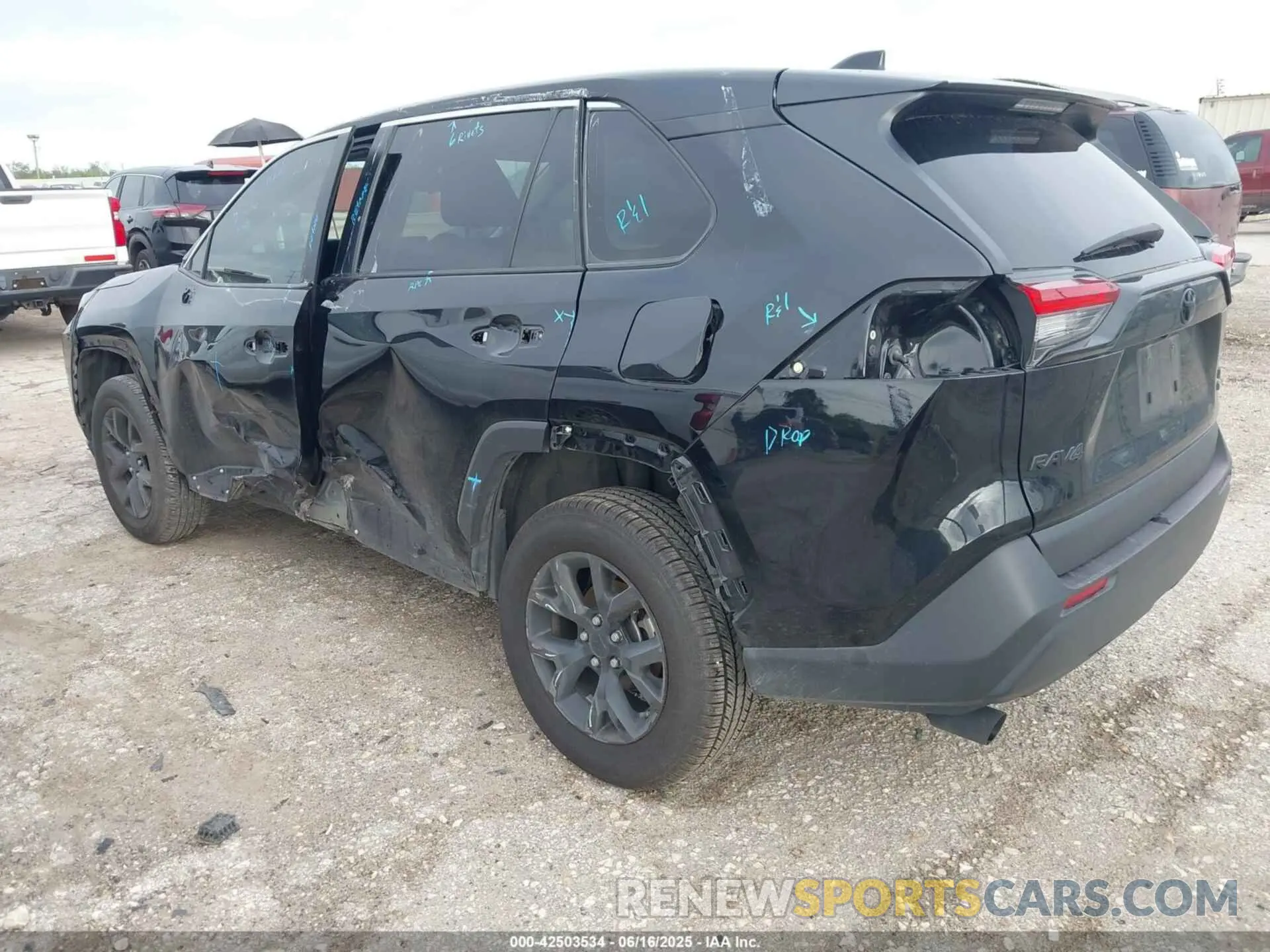 3 Photograph of a damaged car 2T3F1RFVXPC345266 TOYOTA RAV4 2023