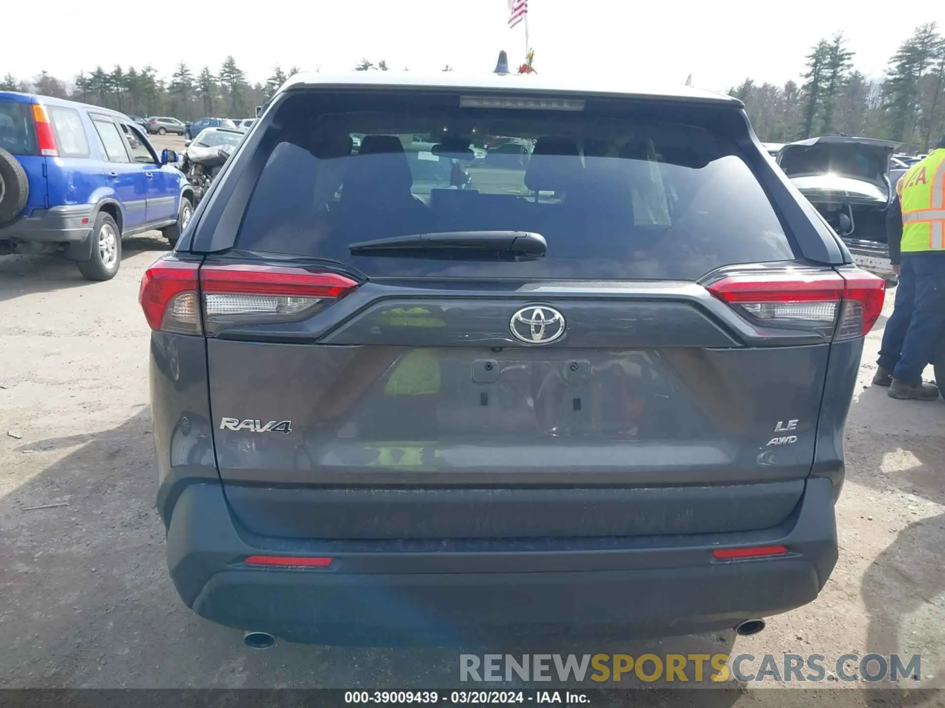 16 Photograph of a damaged car 2T3F1RFVXPW349669 TOYOTA RAV4 2023