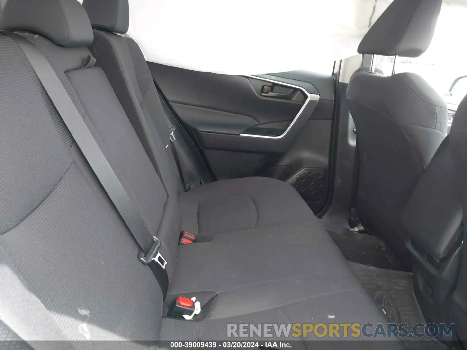 8 Photograph of a damaged car 2T3F1RFVXPW349669 TOYOTA RAV4 2023