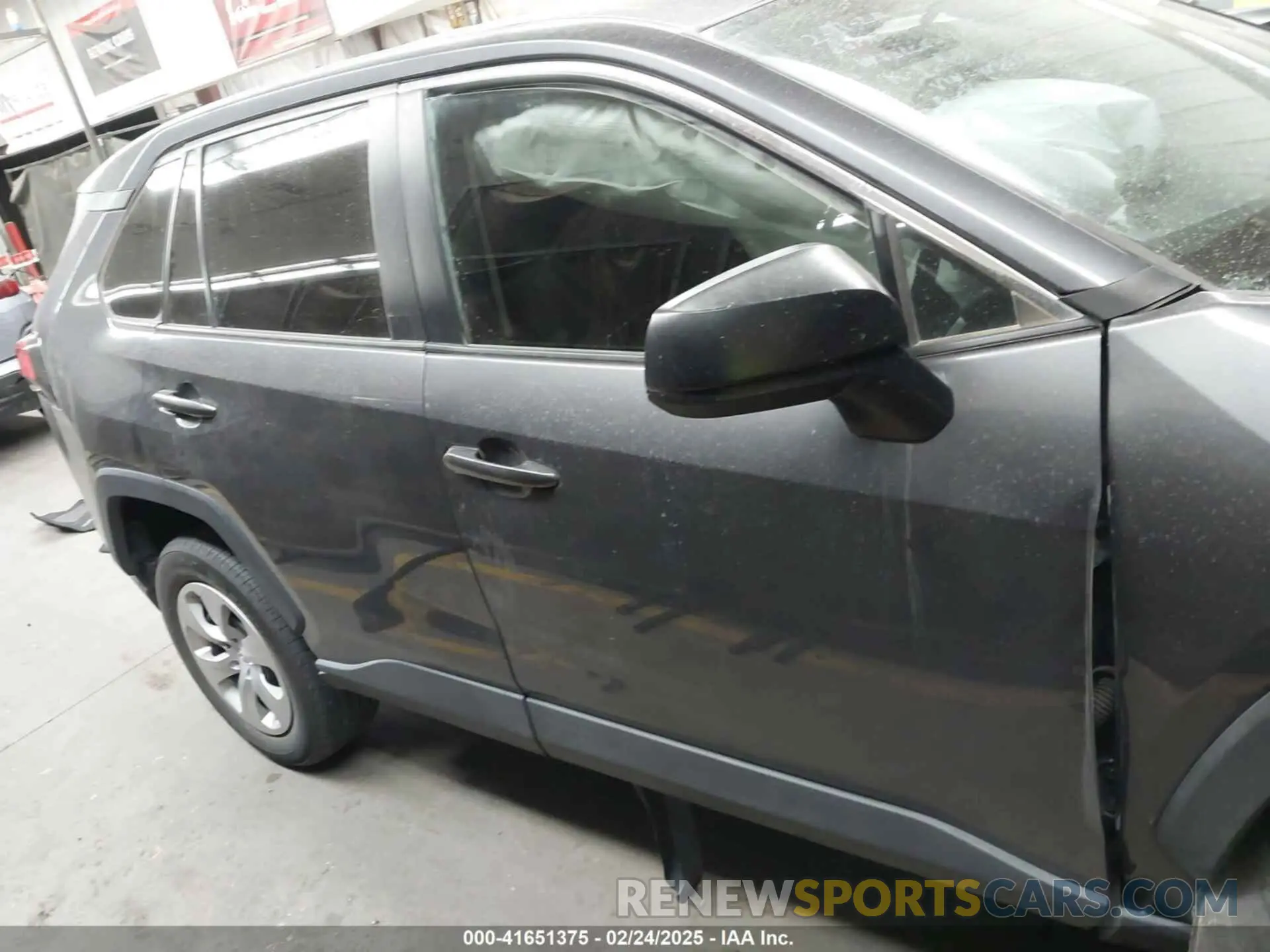 13 Photograph of a damaged car 2T3F1RFVXPW353544 TOYOTA RAV4 2023