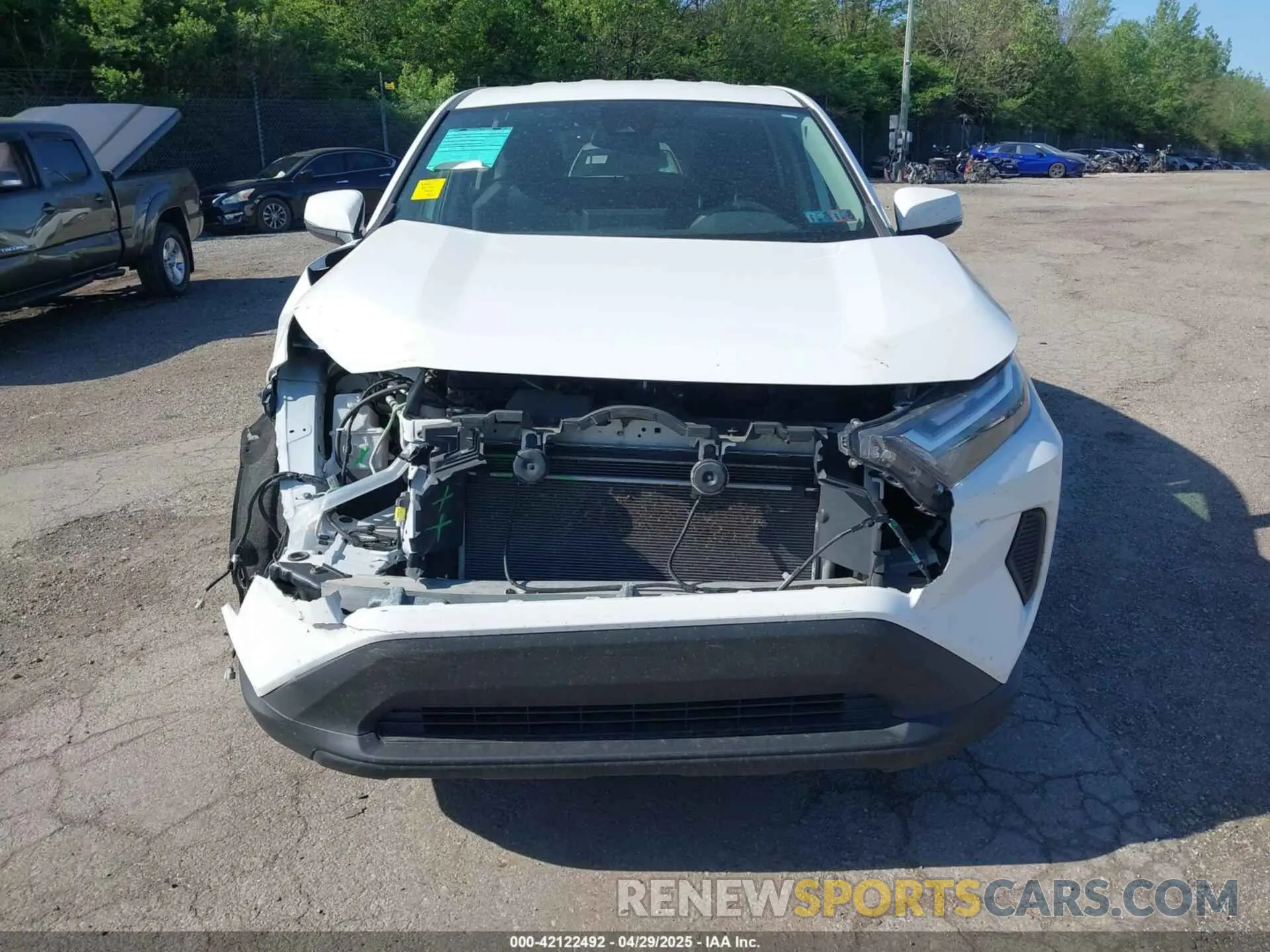 13 Photograph of a damaged car 2T3G1RFV1PW343585 TOYOTA RAV4 2023