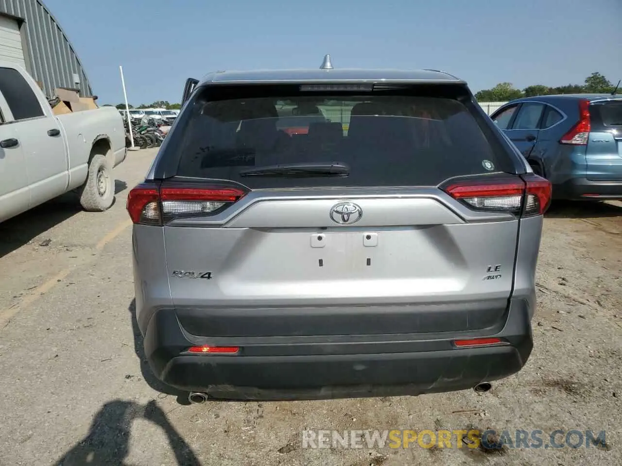 6 Photograph of a damaged car 2T3G1RFV4PC328337 TOYOTA RAV4 2023