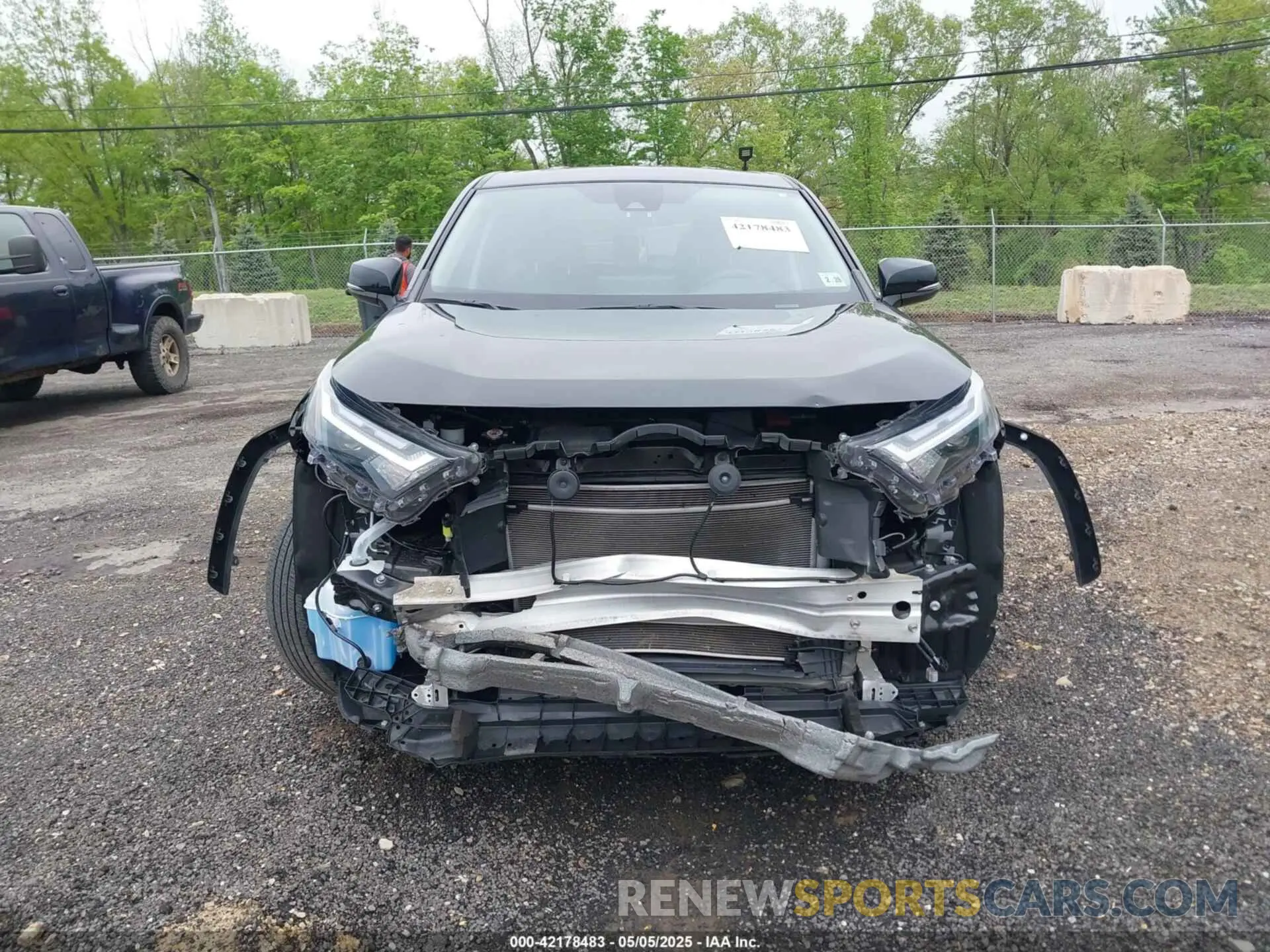 13 Photograph of a damaged car 2T3G1RFV4PC338740 TOYOTA RAV4 2023