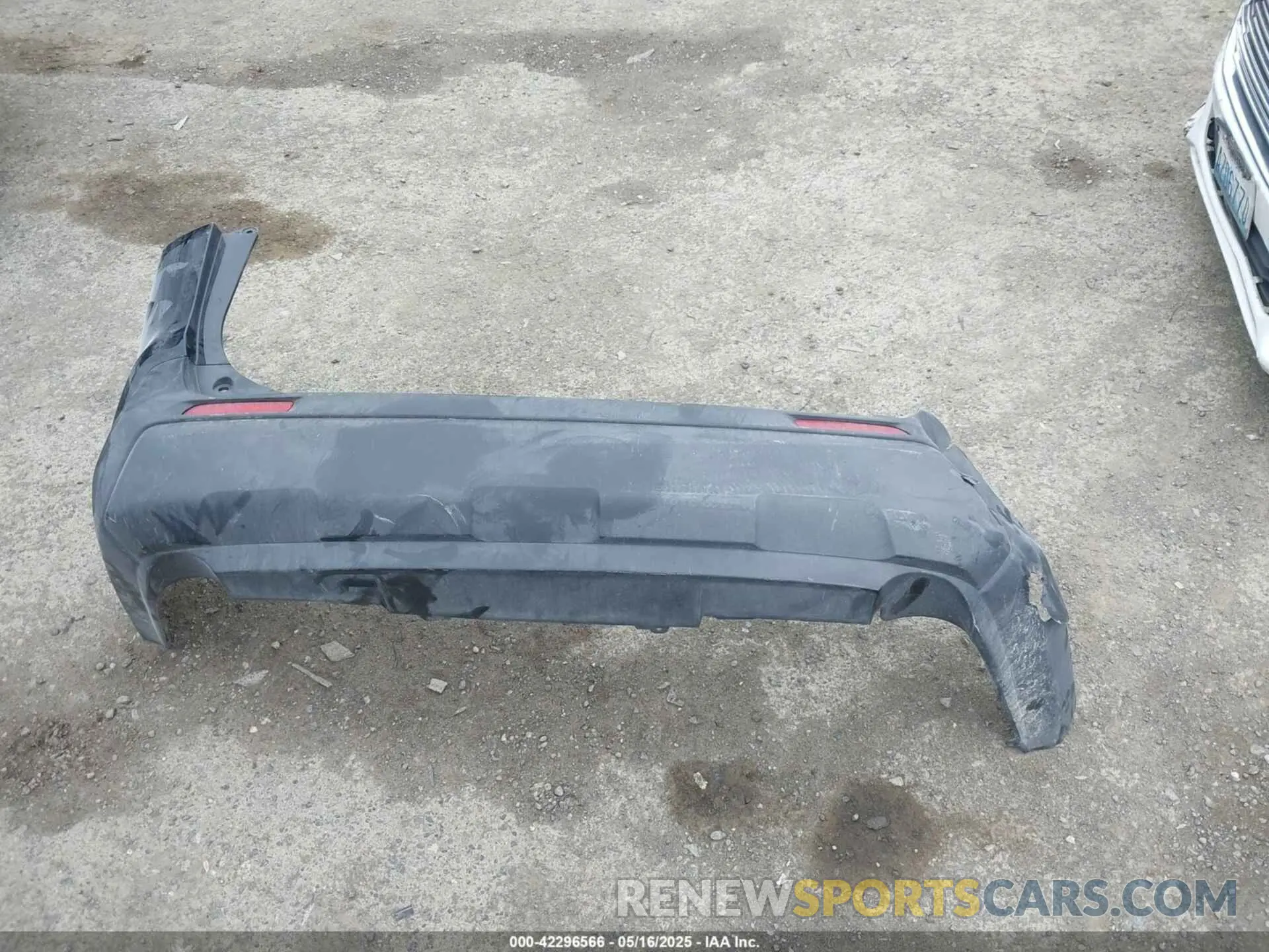 12 Photograph of a damaged car 2T3G1RFV9PC385620 TOYOTA RAV4 2023
