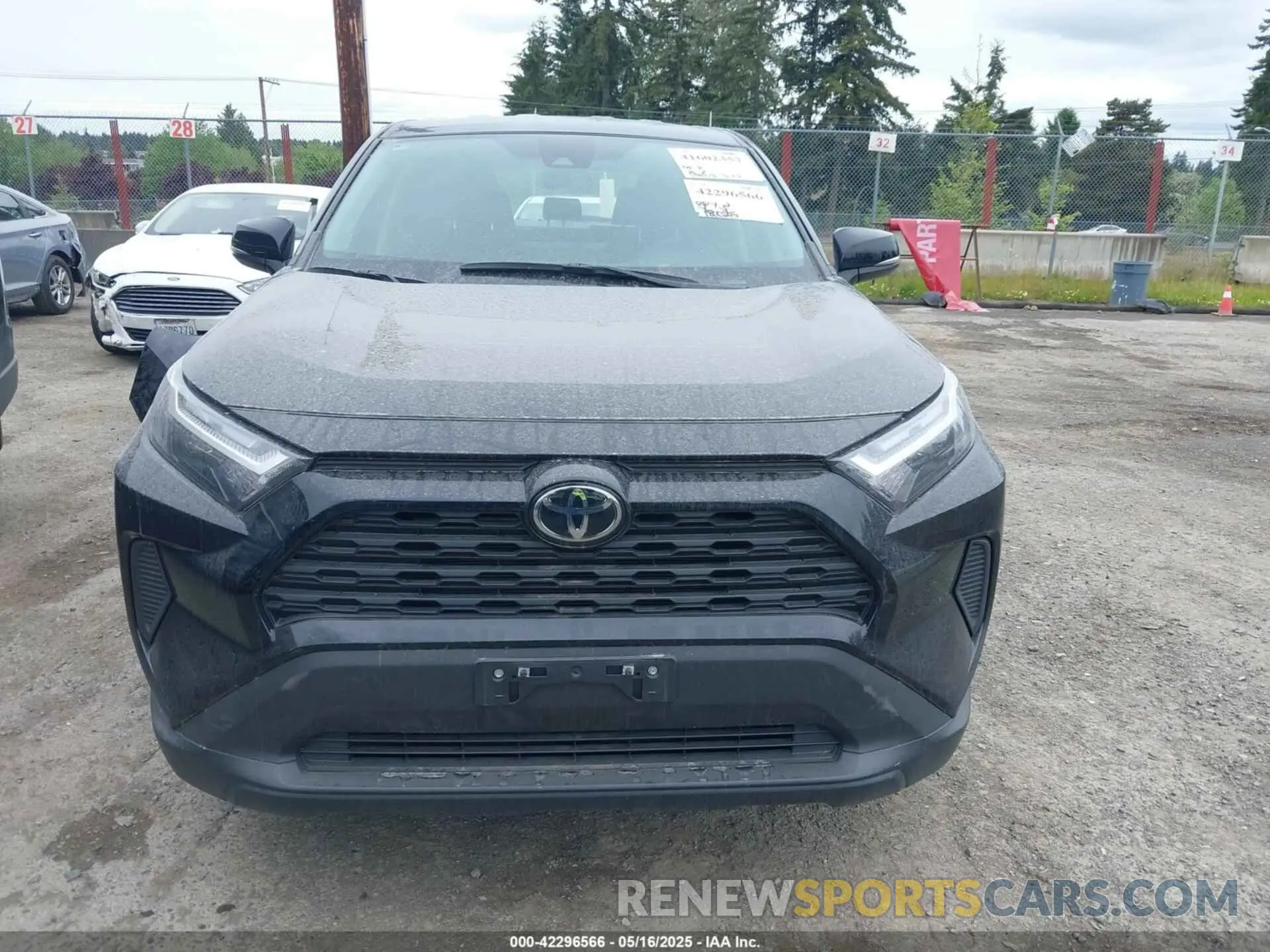 13 Photograph of a damaged car 2T3G1RFV9PC385620 TOYOTA RAV4 2023