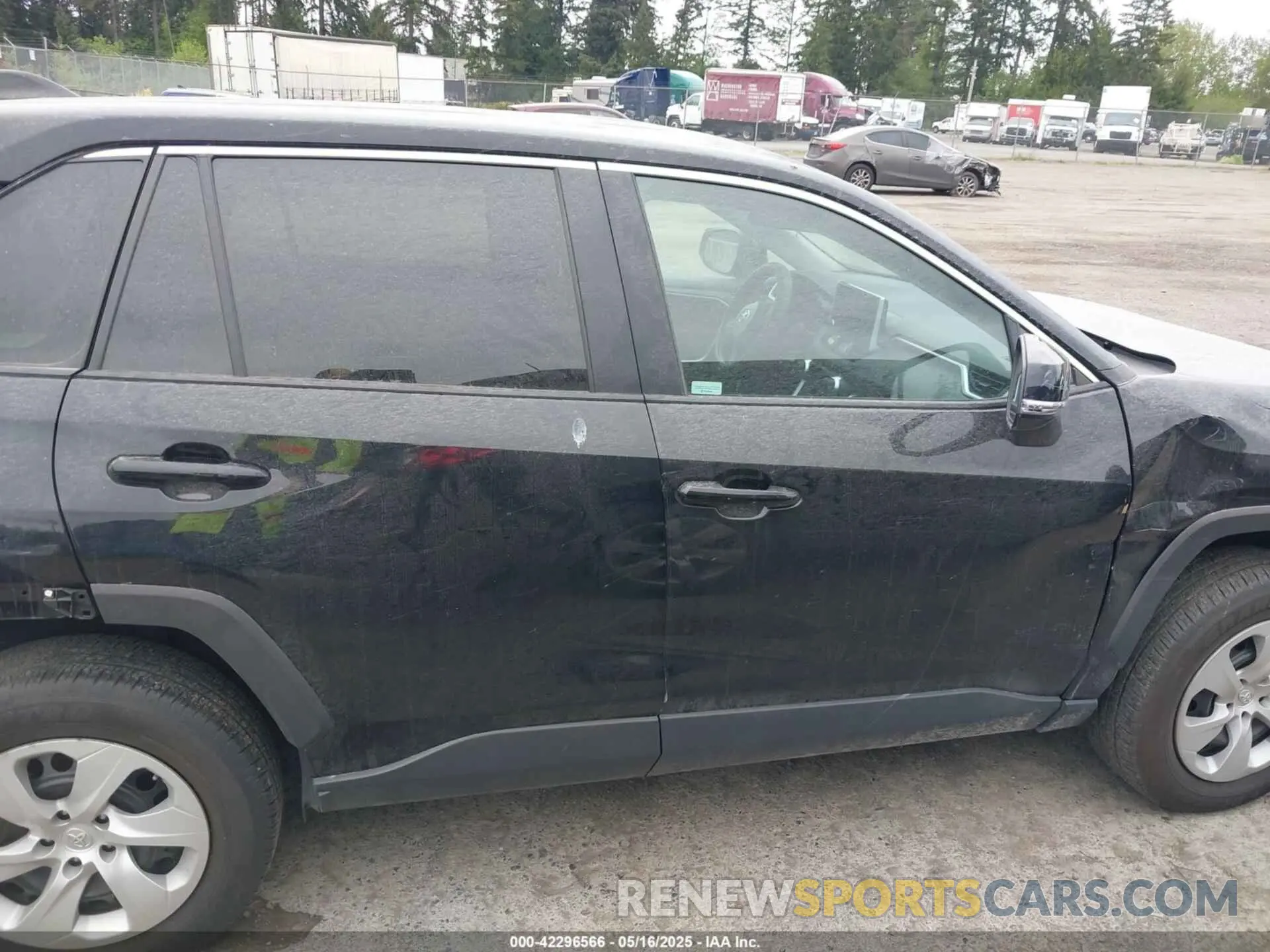 14 Photograph of a damaged car 2T3G1RFV9PC385620 TOYOTA RAV4 2023