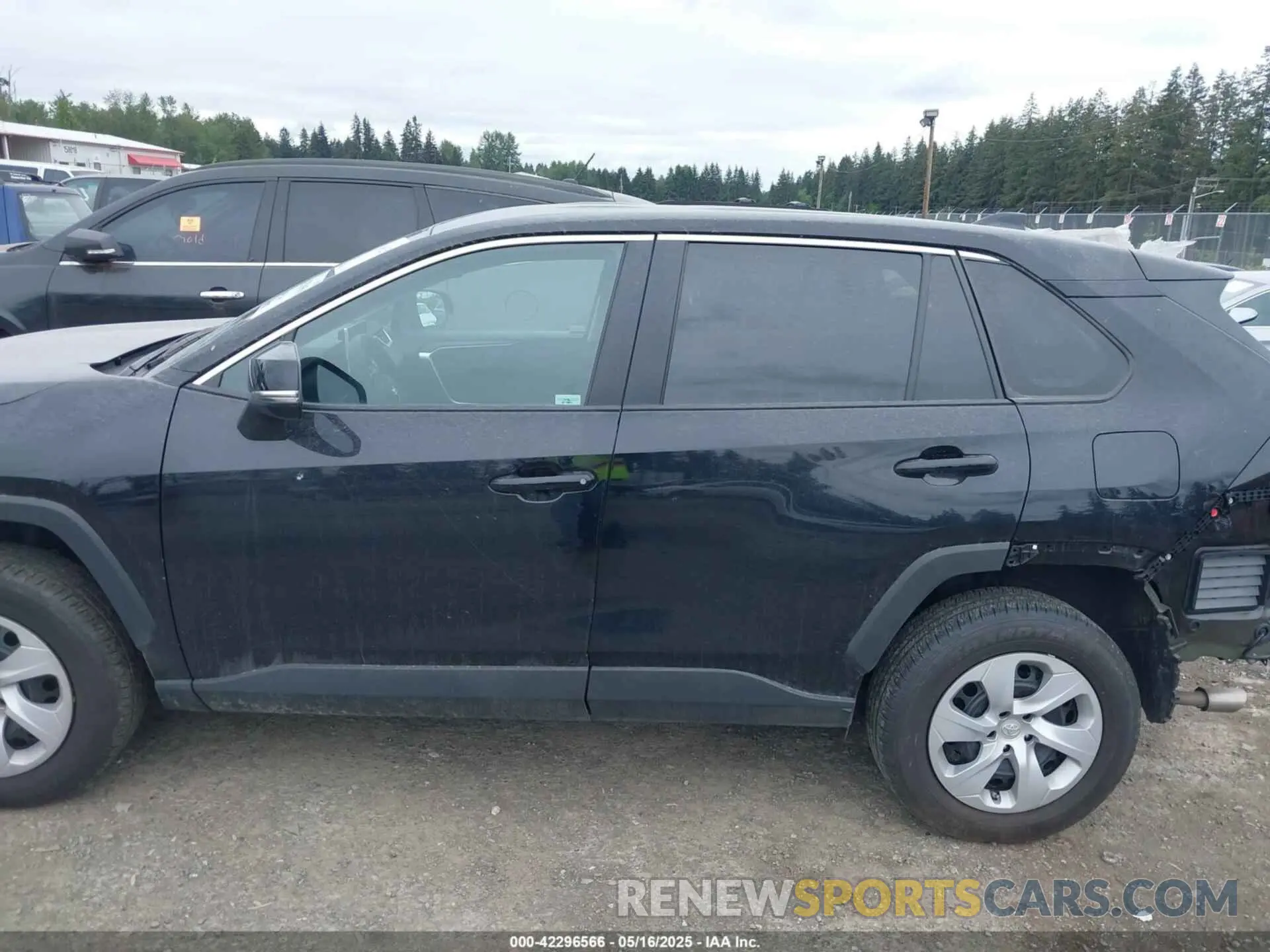 15 Photograph of a damaged car 2T3G1RFV9PC385620 TOYOTA RAV4 2023