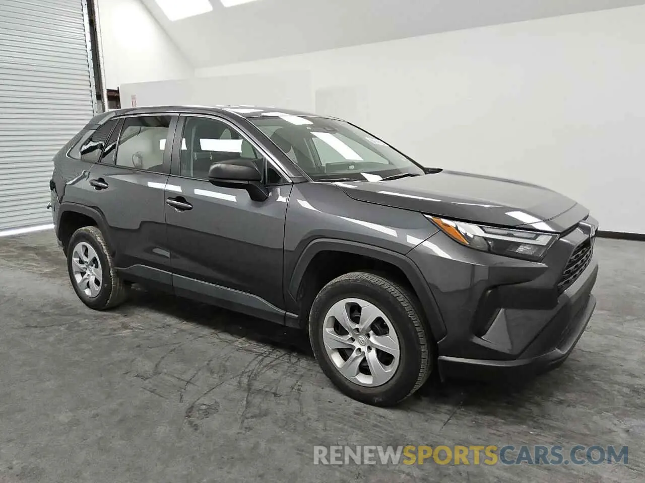 4 Photograph of a damaged car 2T3H1RFV1PC215322 TOYOTA RAV4 2023