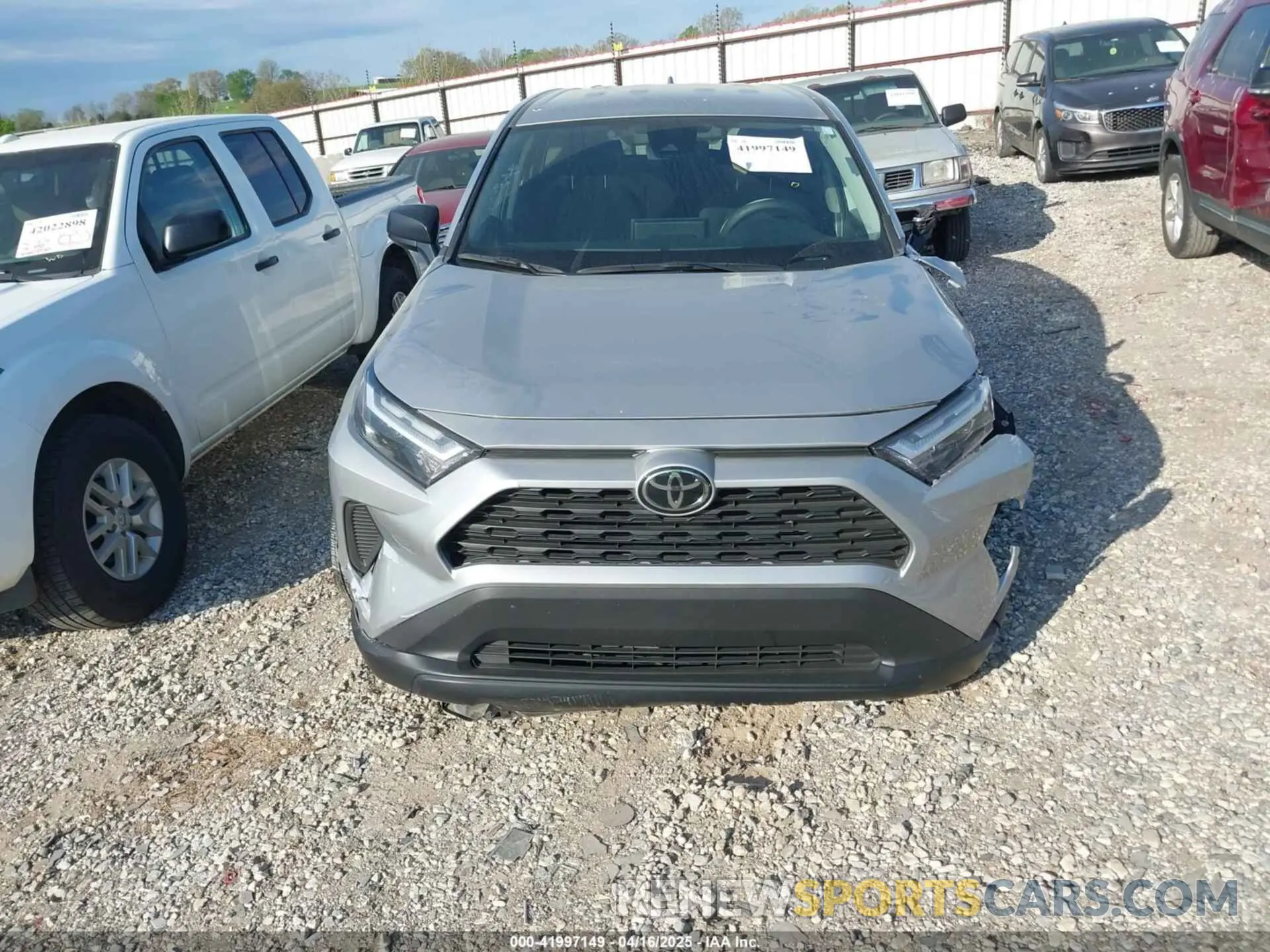 12 Photograph of a damaged car 2T3H1RFV1PW292741 TOYOTA RAV4 2023
