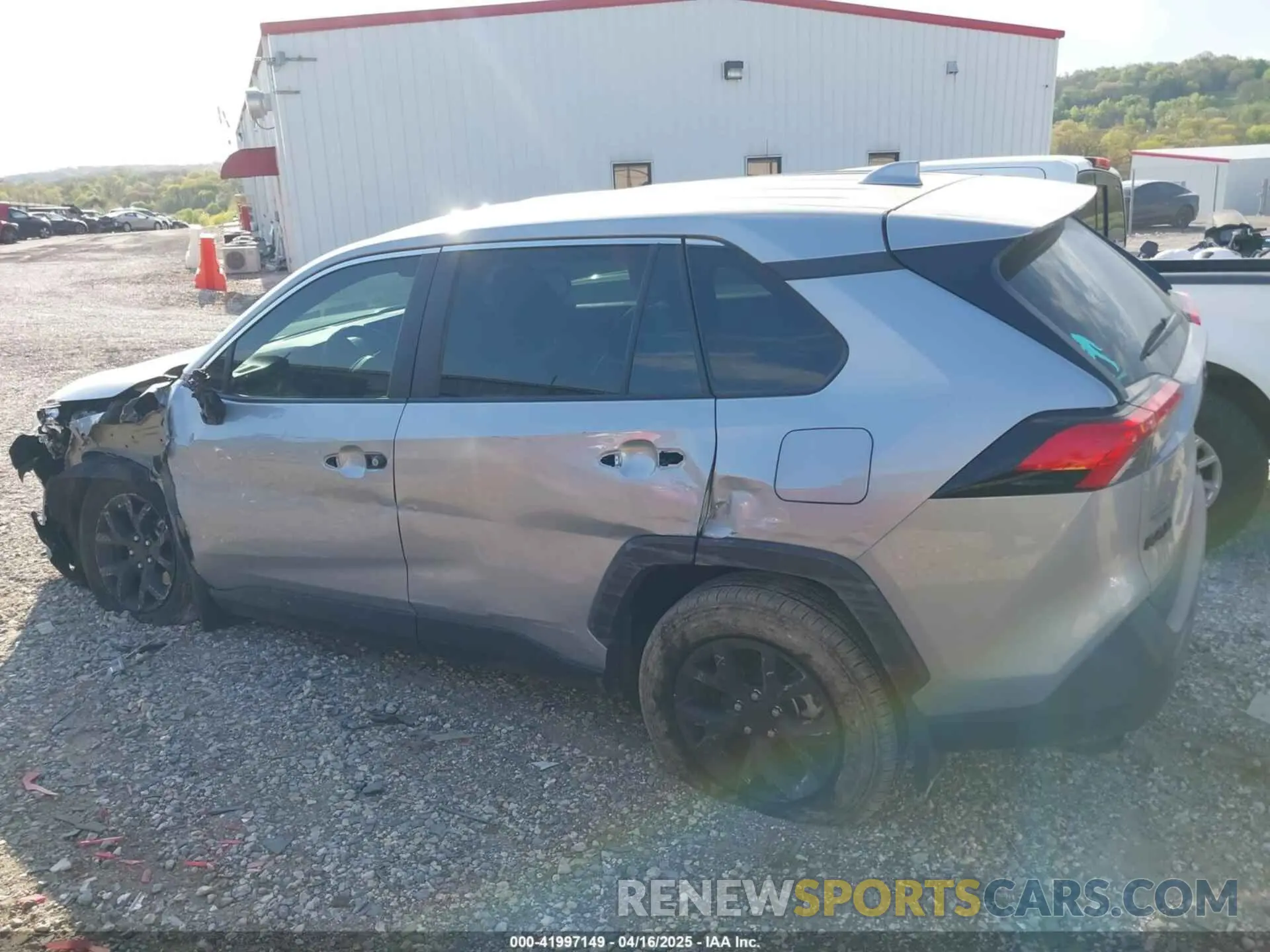 14 Photograph of a damaged car 2T3H1RFV1PW292741 TOYOTA RAV4 2023