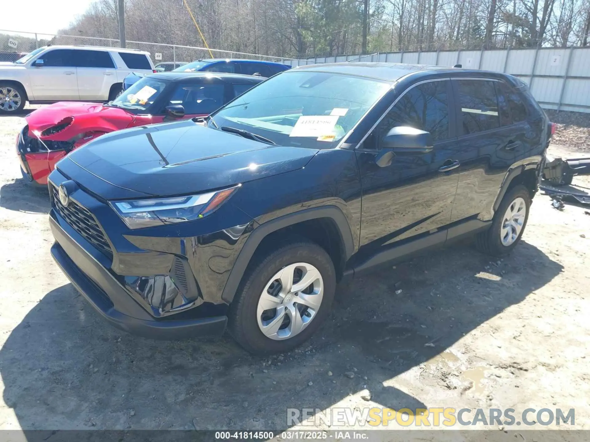 2 Photograph of a damaged car 2T3H1RFV2PC239290 TOYOTA RAV4 2023