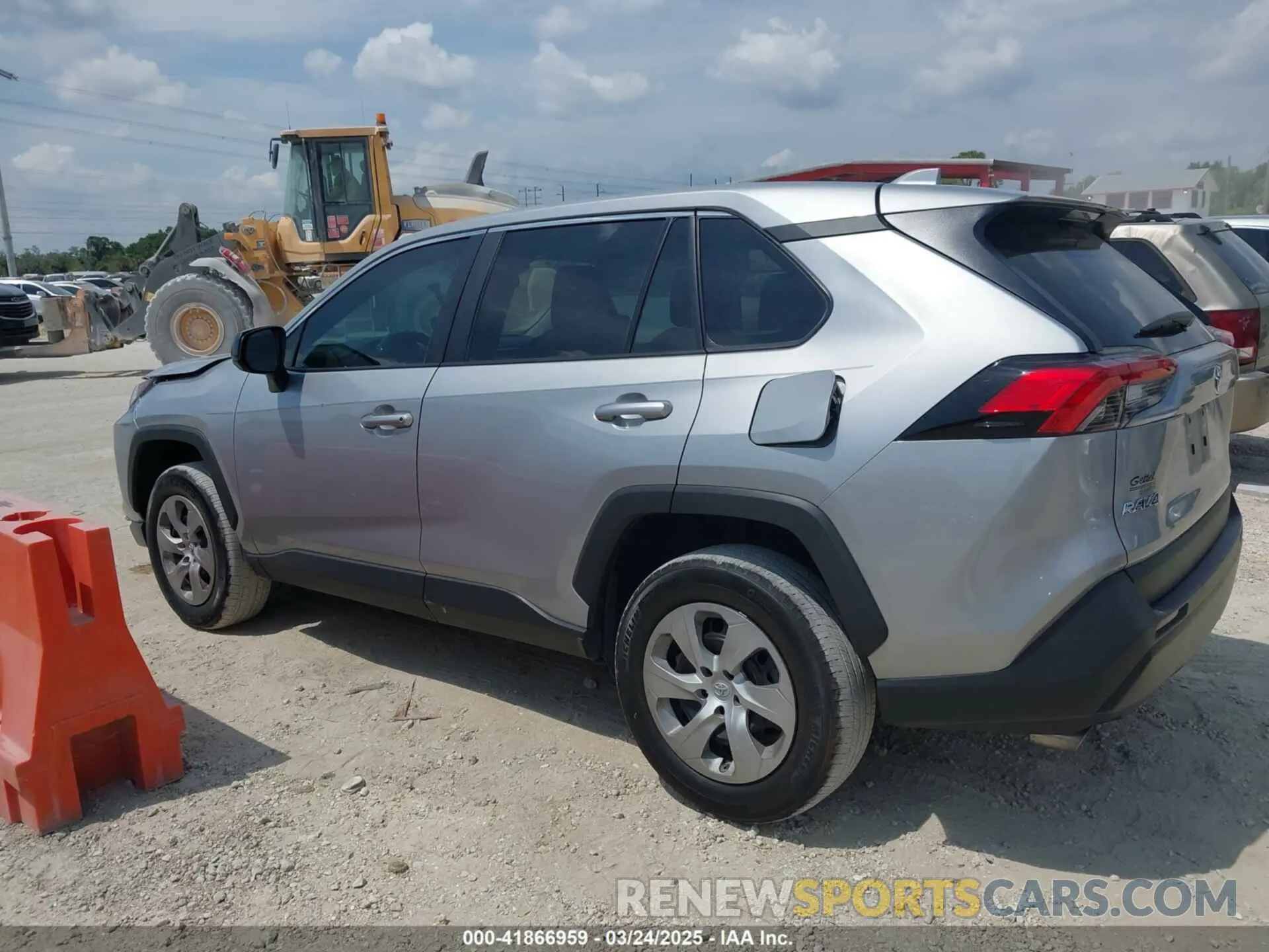 14 Photograph of a damaged car 2T3H1RFV2PW295583 TOYOTA RAV4 2023
