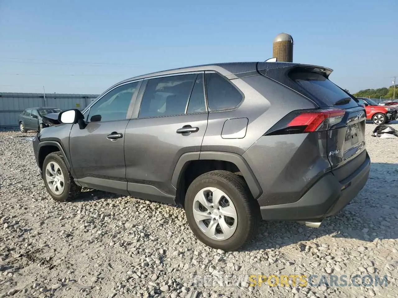 2 Photograph of a damaged car 2T3H1RFV3PC221011 TOYOTA RAV4 2023