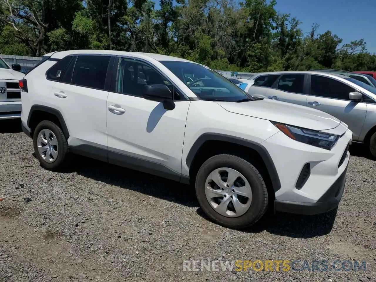 4 Photograph of a damaged car 2T3H1RFV3PC222076 TOYOTA RAV4 2023