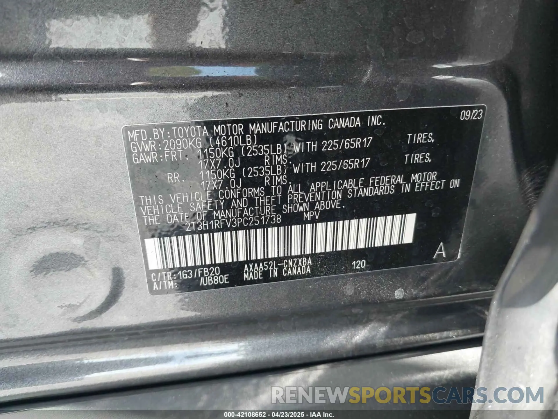 9 Photograph of a damaged car 2T3H1RFV3PC251738 TOYOTA RAV4 2023