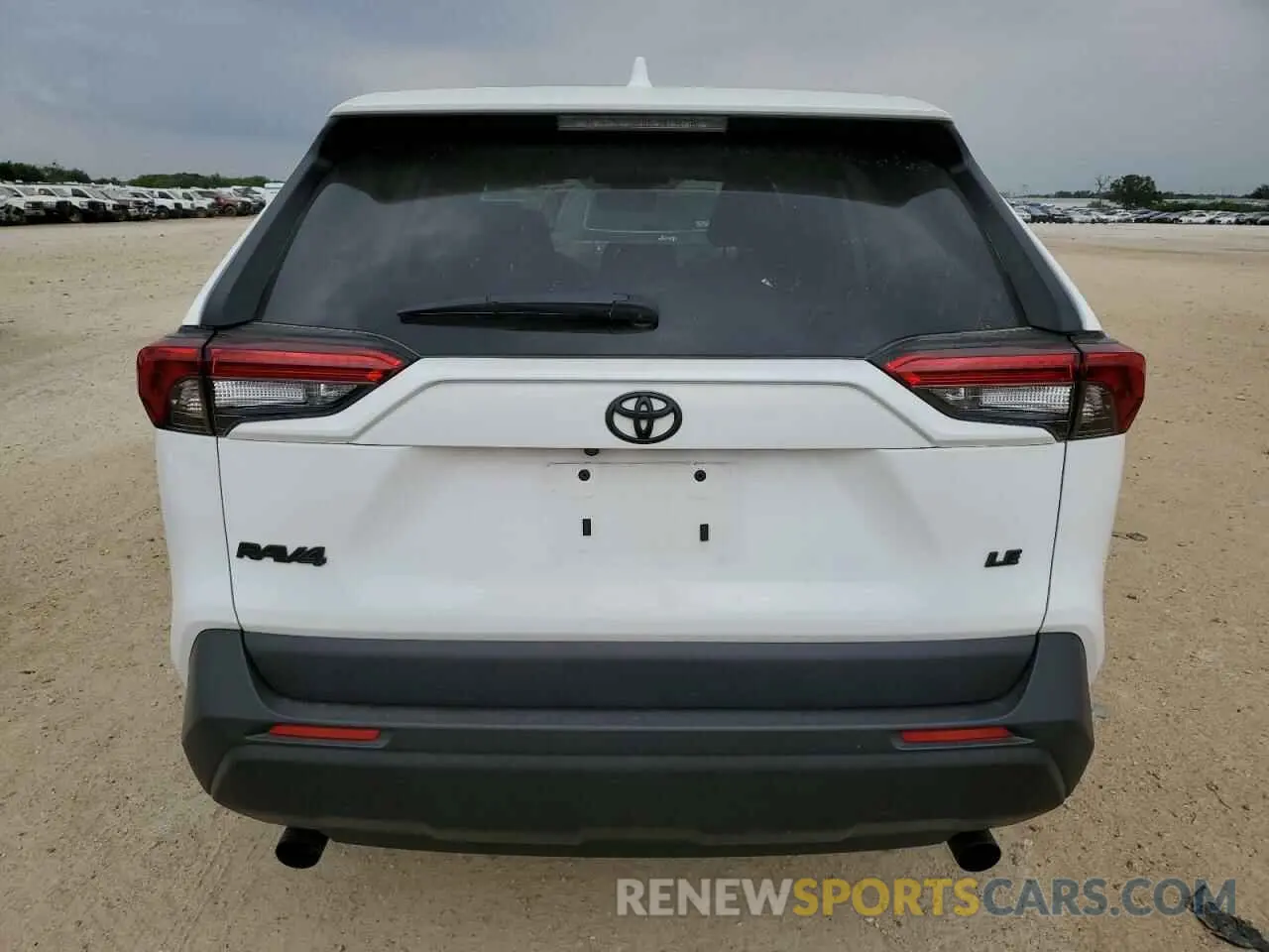 6 Photograph of a damaged car 2T3H1RFV4PC214813 TOYOTA RAV4 2023