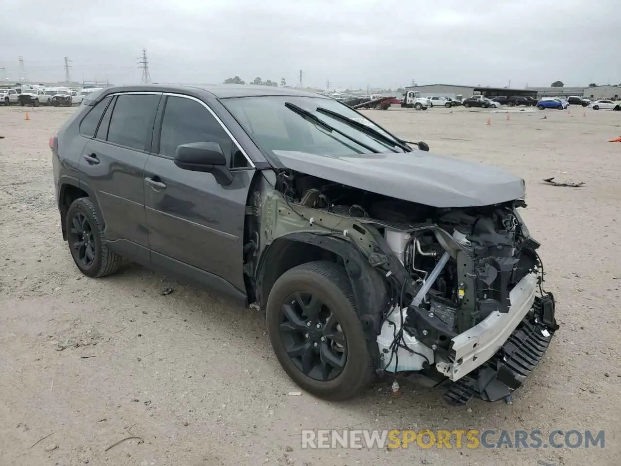 4 Photograph of a damaged car 2T3H1RFV4PC220224 TOYOTA RAV4 2023