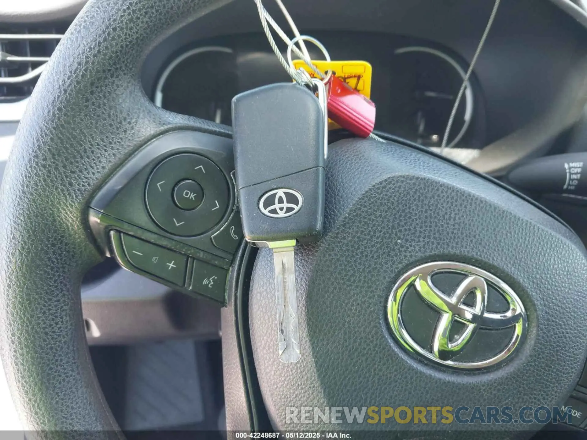 11 Photograph of a damaged car 2T3H1RFV4PC236424 TOYOTA RAV4 2023