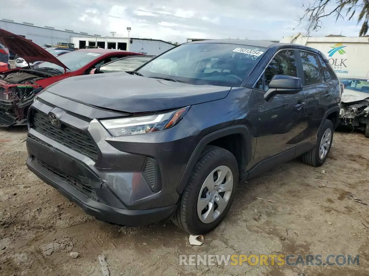 1 Photograph of a damaged car 2T3H1RFV4PC238514 TOYOTA RAV4 2023