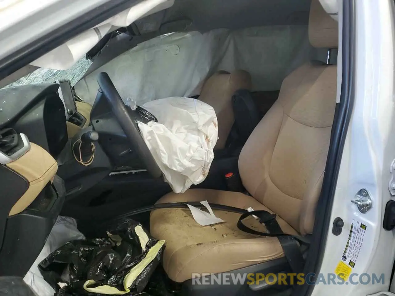 7 Photograph of a damaged car 2T3H1RFV4PW246594 TOYOTA RAV4 2023