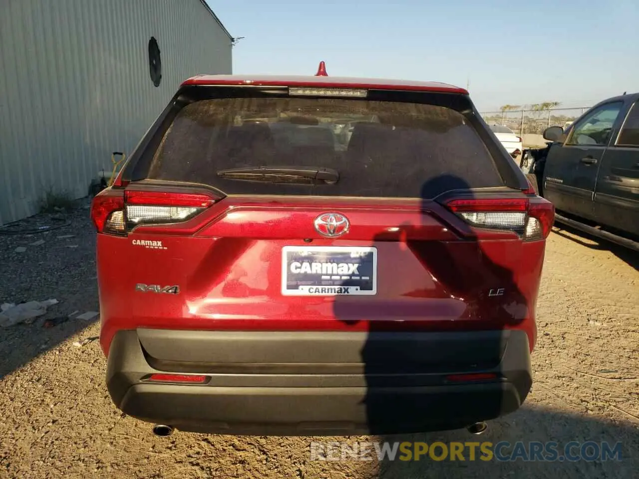 6 Photograph of a damaged car 2T3H1RFV4PW255392 TOYOTA RAV4 2023