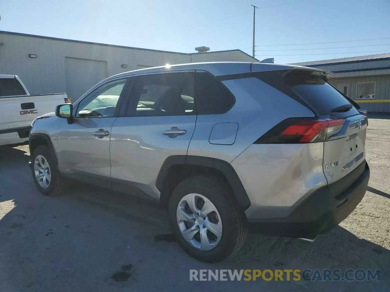 2 Photograph of a damaged car 2T3H1RFV5PC224444 TOYOTA RAV4 2023