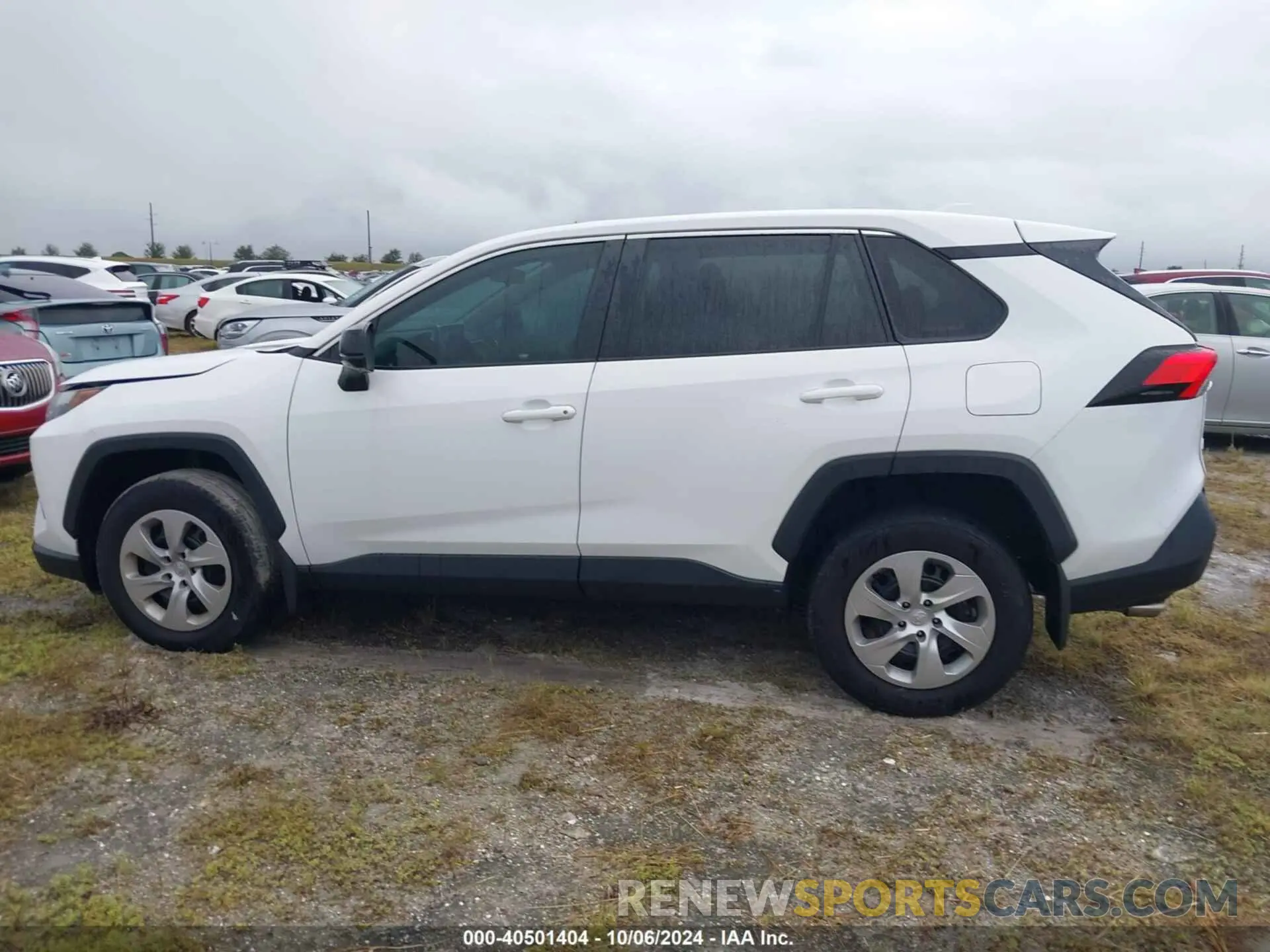 15 Photograph of a damaged car 2T3H1RFV5PW272279 TOYOTA RAV4 2023