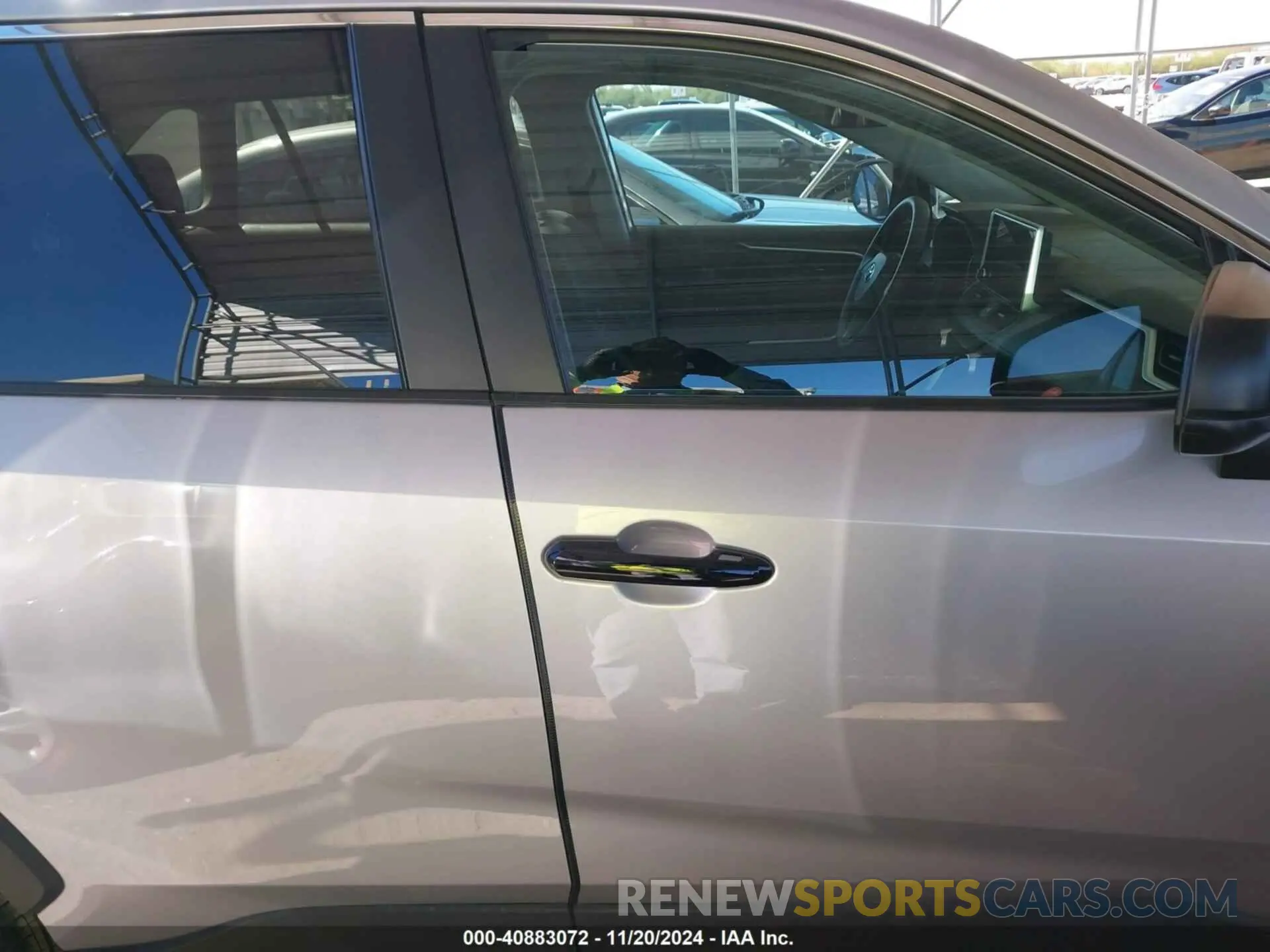 13 Photograph of a damaged car 2T3H1RFV5PW281239 TOYOTA RAV4 2023