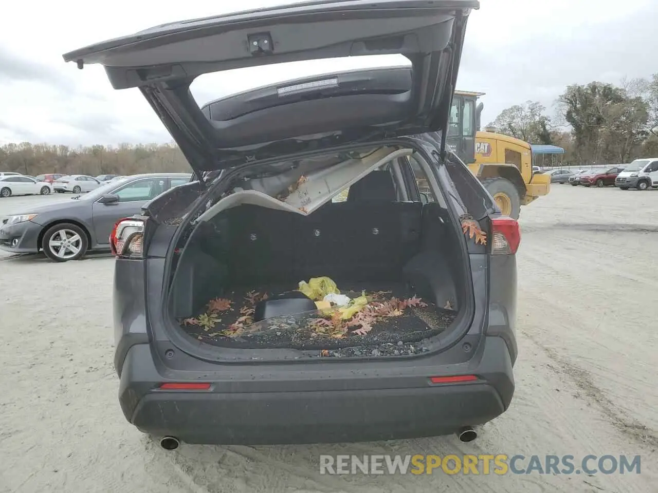 6 Photograph of a damaged car 2T3H1RFV6PC225246 TOYOTA RAV4 2023