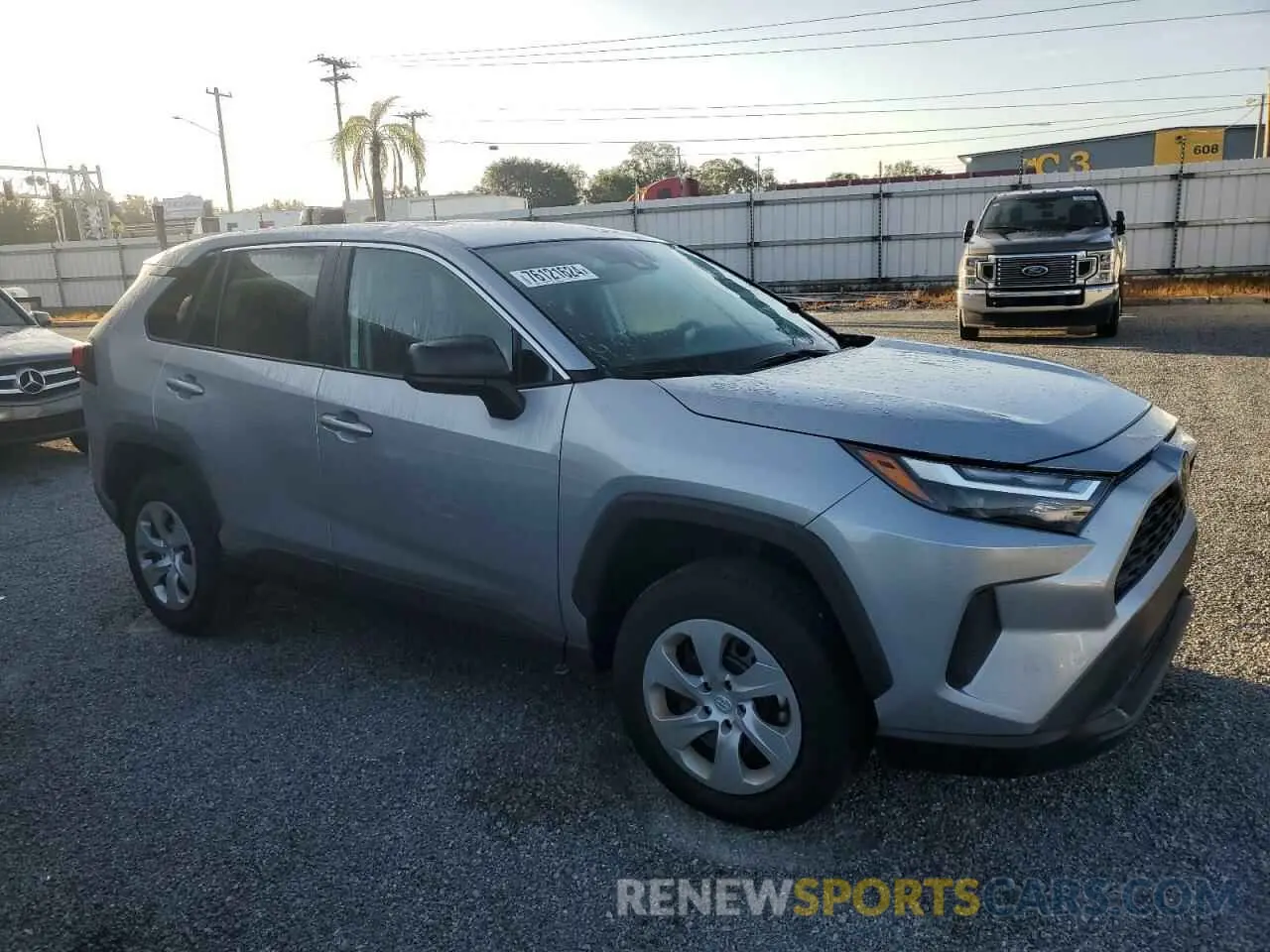 4 Photograph of a damaged car 2T3H1RFV6PC227322 TOYOTA RAV4 2023