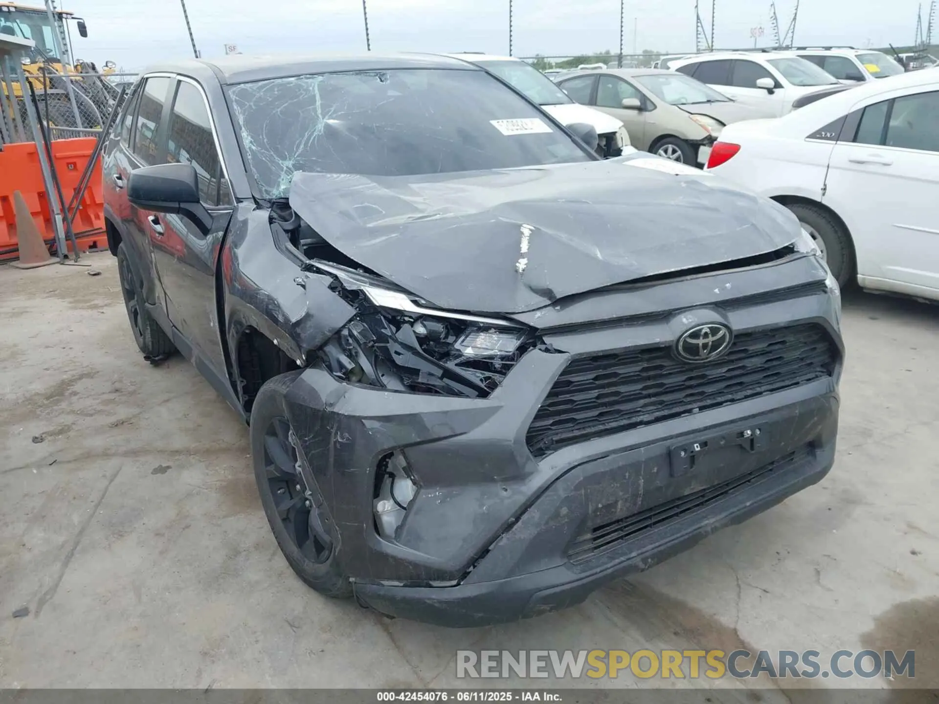 1 Photograph of a damaged car 2T3H1RFV6PW247228 TOYOTA RAV4 2023