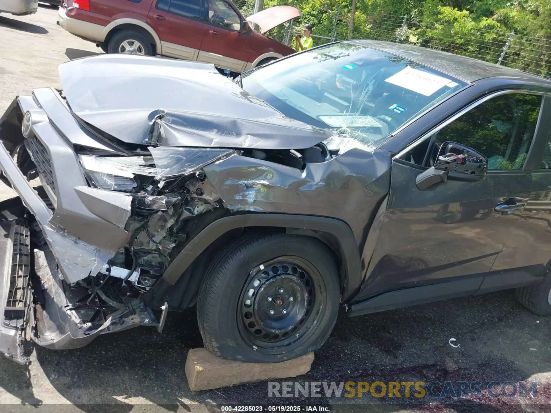 17 Photograph of a damaged car 2T3H1RFV7PC240063 TOYOTA RAV4 2023
